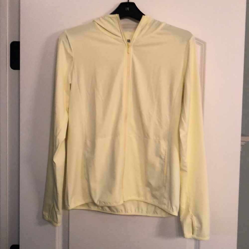 Uniqlo lightweight hooded jacket